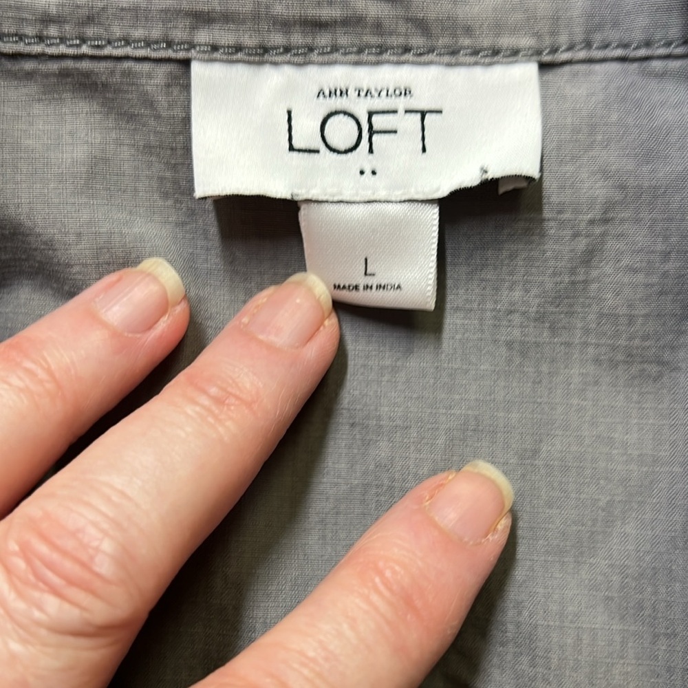 Women's Gray Lightweight Jacket - image 4